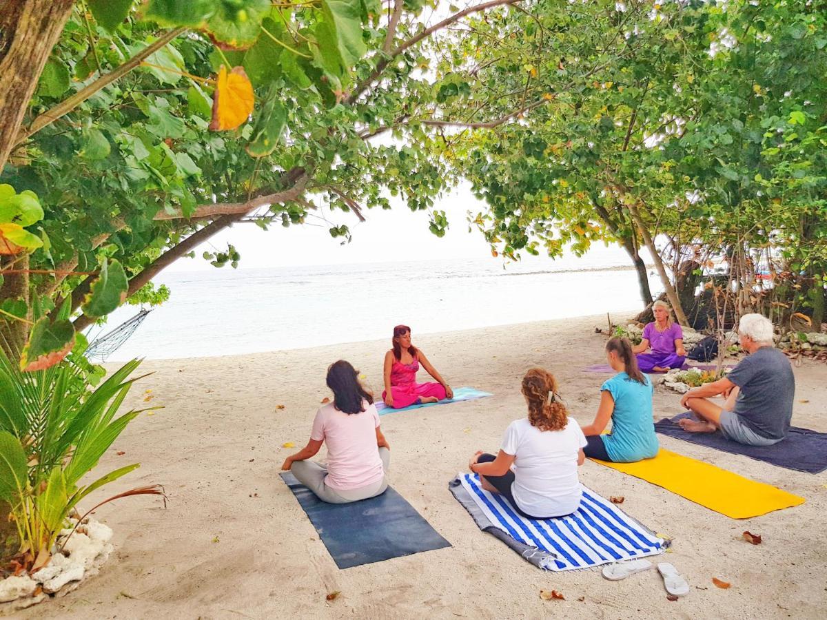 Summer Vibes Beach Front Rasdhoo Екстер'єр фото
